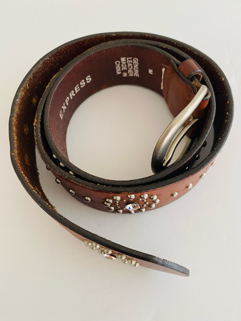 Express Women's Brown Leather Studded Belt Medium 42” Y2K Boho Western Cowgirl